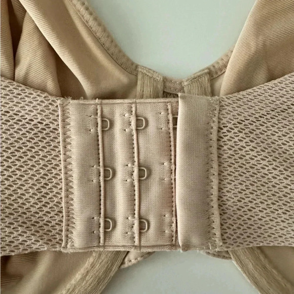 Wacoal Comfortable Cool Underwire Bra size 36 DD Color Sand - Picture 11 of 12
